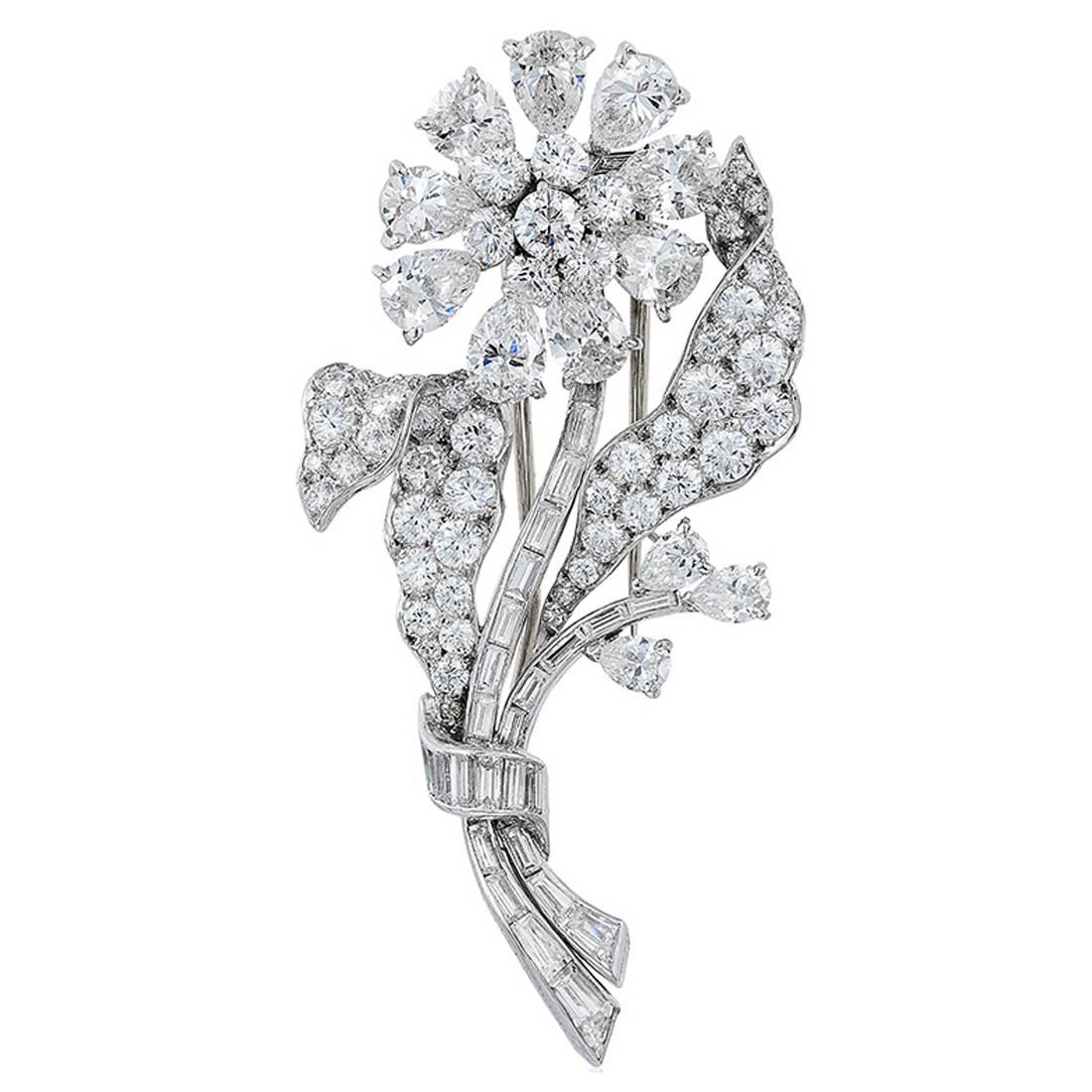 Van Cleef & Arpels Diamond Flower Brooch For Sale