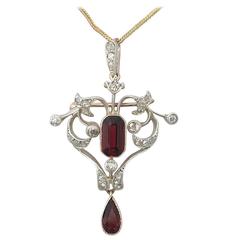 3.22Ct Garnet and 0.61Ct Diamond, 9k Yellow Gold Pendant - Antique Circa 1900 4