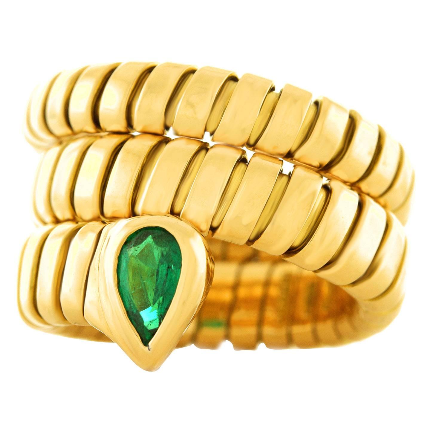 Bulgari Serpenti Gold Emerald Tubogas Ring