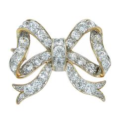 C&Co. Diamond Gold Platinum Bow Pin