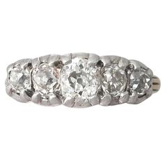 1900s Antique 1.32 Carat Diamond and Yellow Gold Five Stone Ring 6