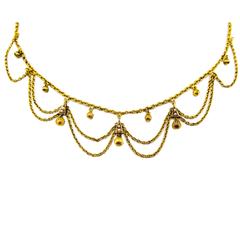 Elegant Antique Gold Scalloped Necklace 1