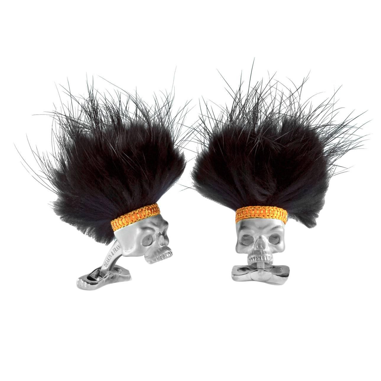 Deakin & Francis Sterlingsilber Schädel-Manschettenknöpfe mit schwarzem Haar im Angebot