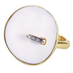 Round Modern White Onyx Diamond Gold Ring 5