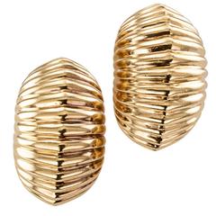 1960s Larger Shrimp Style Gold Hoop Ear Clips