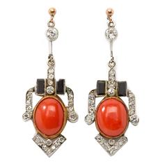 1920s Art Deco Coral Onyx Diamond Gold Platinum Dangle Earrings 4