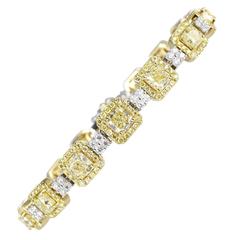 6.54 Carats Natural and Canary Diamonds Gold Bracelet