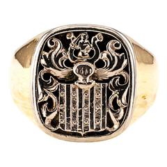 Crest Ring in 18 Karat Two-Tone Gold