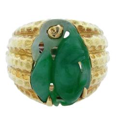 Vintage David Webb Carved Pea Pod Fertility Design Natural Jade Gold Ring