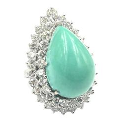 Vintage Impressive 16 Carat Persian Turquoise with 5 carats of Diamonds in Platinum Ring