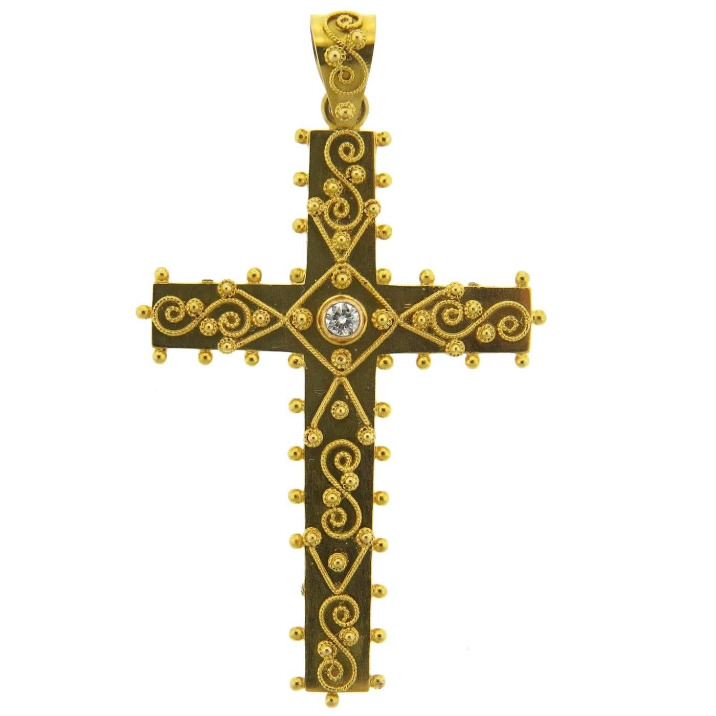  Diamond Gold Cross Pendant For Sale