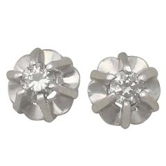 Diamond and 18k White Gold Stud Earrings - Vintage Circa 1990 5
