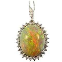 Vintage 9.90 ct. Opal Diamond Gold Pendant 