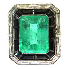 Exquisite Emerald Onyx Diamond Platinum Ring
