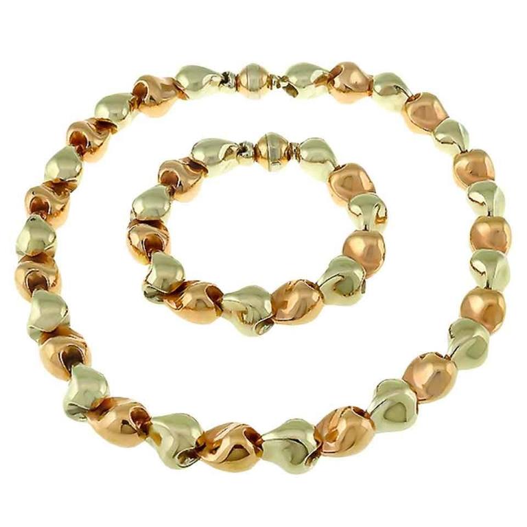 Stunning Two Color Gold Nugget Bracelet and Necklace Set For Sale at