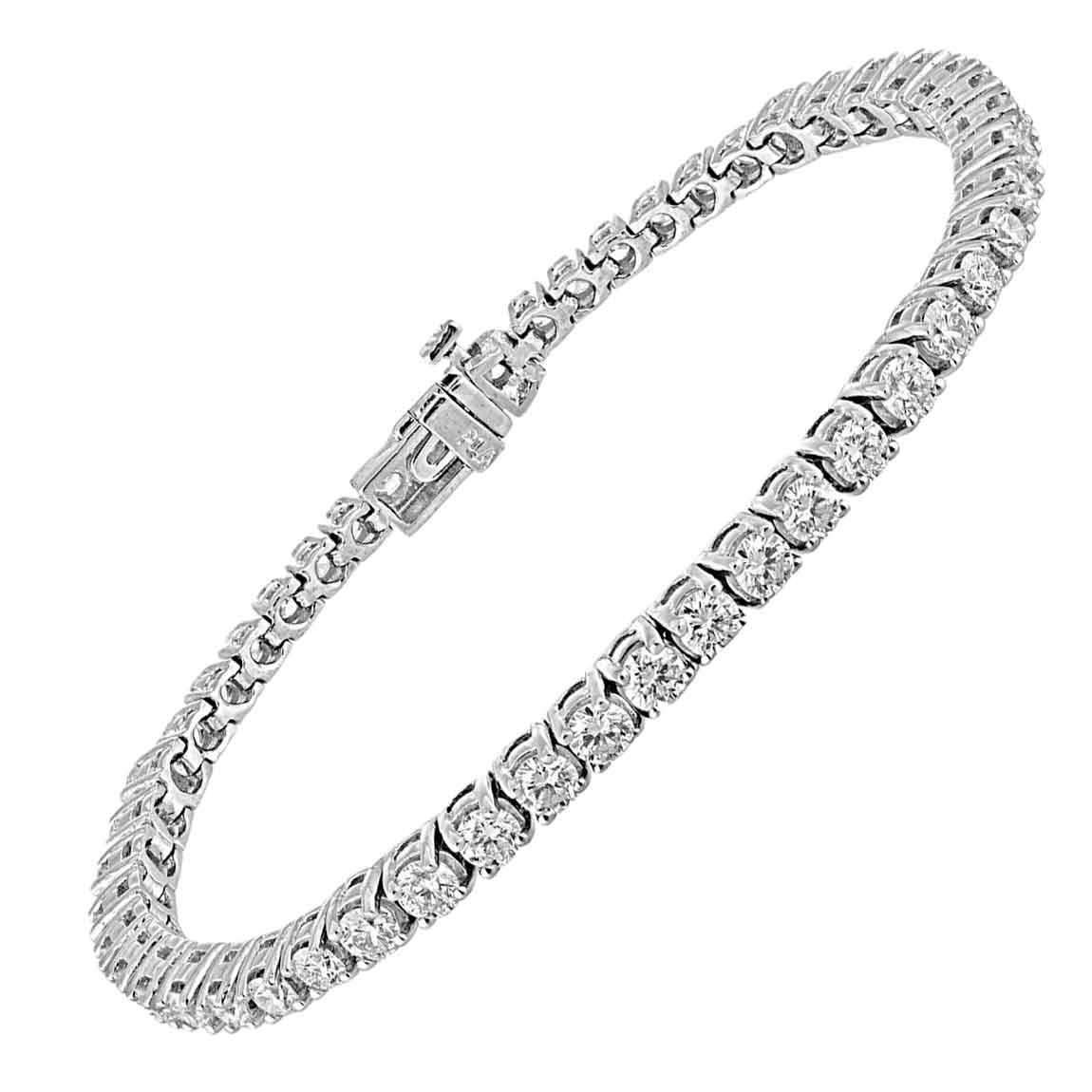 5.22 Carat Diamonds Gold Tennis Bracelet For Sale