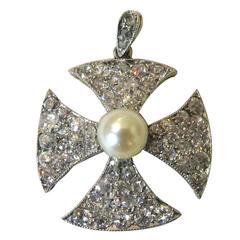 Elegant Antique Pearl Diamond Gold Platinum Maltese Cross Pendant Charm