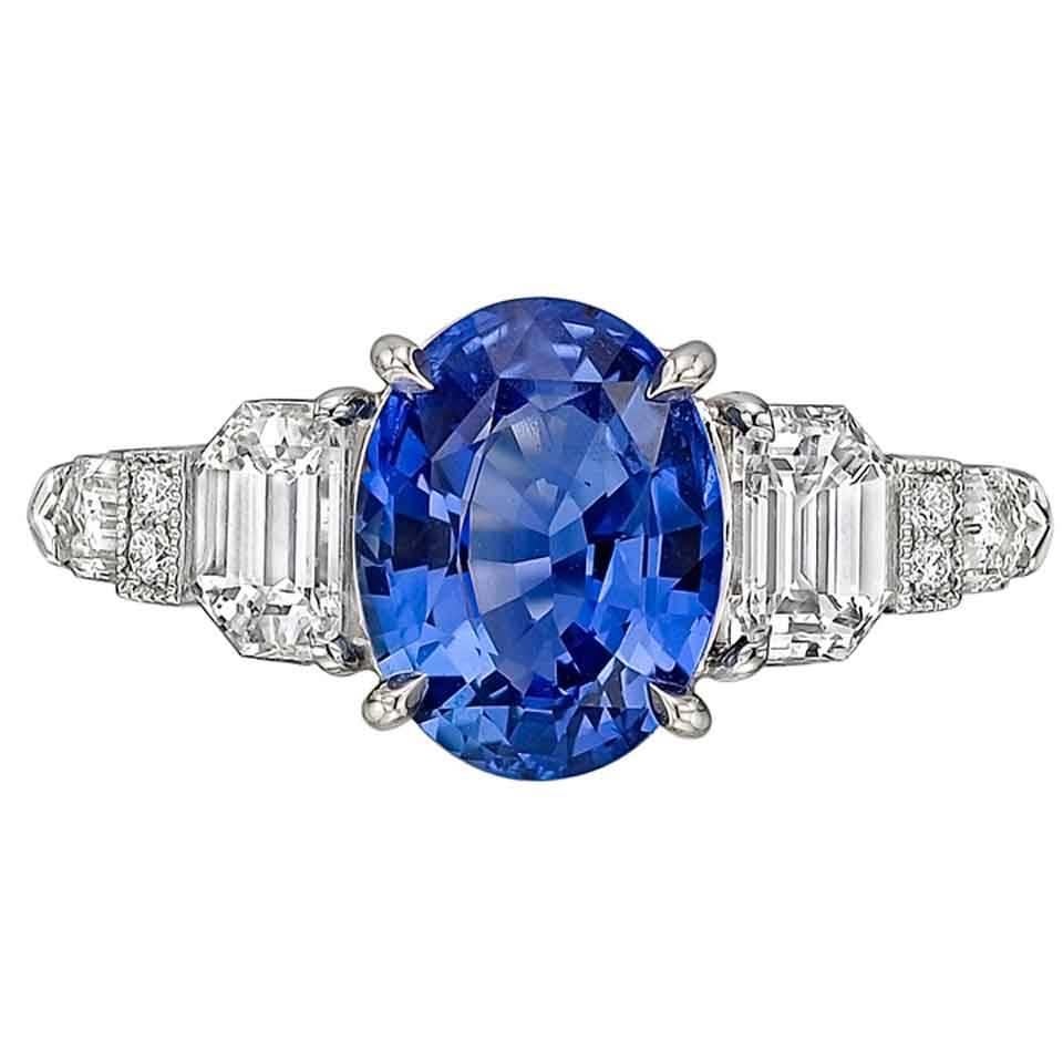 Raymond C. Yard Ring mit 2,90 Karat Ceylon-Saphir und Diamant