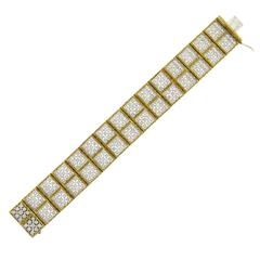 Impressive Buccellati Diamond Gold Bracelet