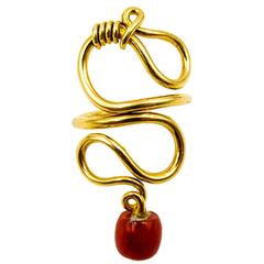 Stylish Coral Gold Knot Ring 3