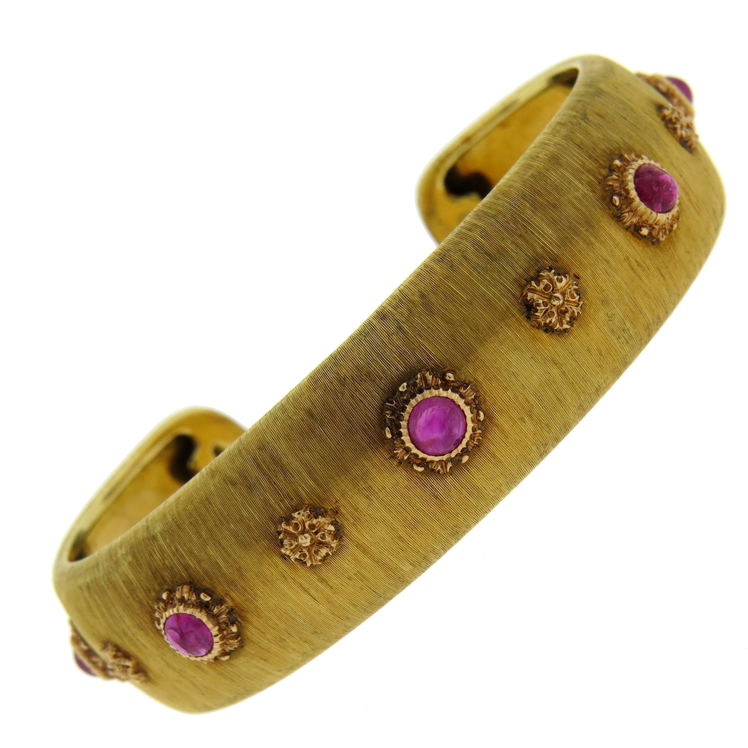 Buccellati Ruby Gold Cuff Bracelet For Sale