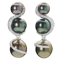 Shanghai Tahitian Pearl Diamond Gold Earrings
