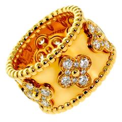 Van Cleef & Arpels Bague en or ornée de diamants Perlee