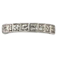 1940s 0.23 Carat Diamond and 18k White Gold Full Eternity Ring 3