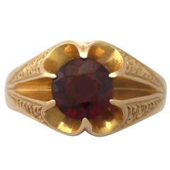 Antique 1916 1.52 Carat Garnet and 18k Yellow Gold Ring