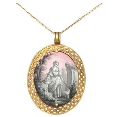 1880s Painted Enamel and Mother of Pearl Yellow Gold Pendant 4