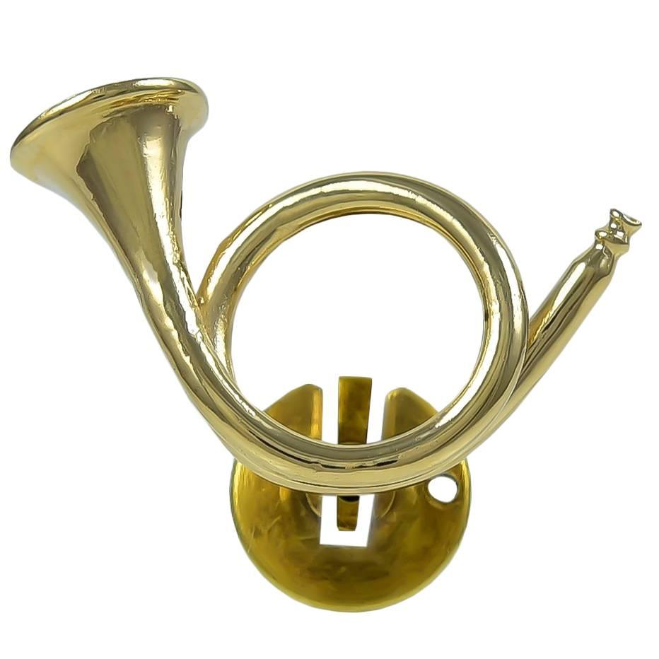 Épingle à cravate en or en forme de Horn