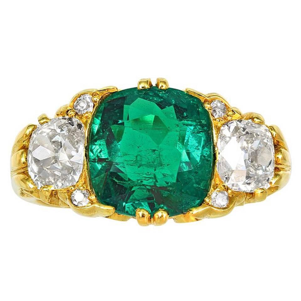 Victorian Colombian Emerald Diamond gold Three Stone Ring For Sale