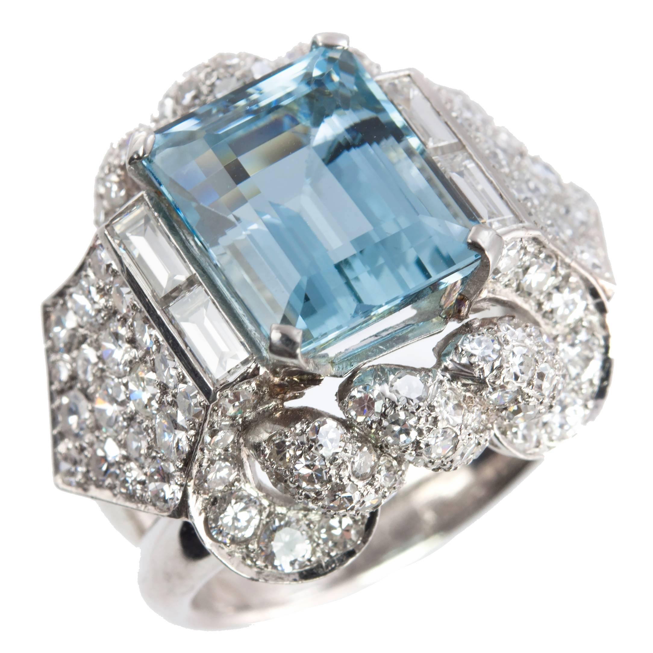 1960s Aquamarine Diamond Platinum Ring For Sale