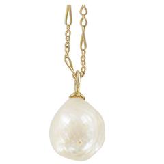 Blister Pearl Gold Pendant 10