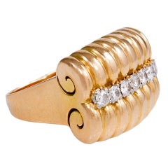 1940s Gold and Diamond Ring with Scrolled Shoulders