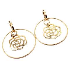 Chanel Camelia - Boucles d'oreilles cerclées de grandes fleurs en or