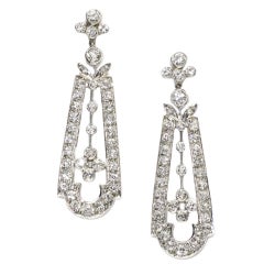 1.50 Carats Diamonds Gold Drop Earrings