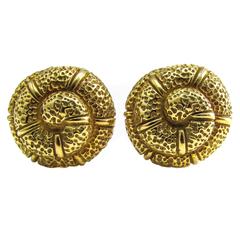Elizabeth Gage Gold Snail Shell Ear Clips 3