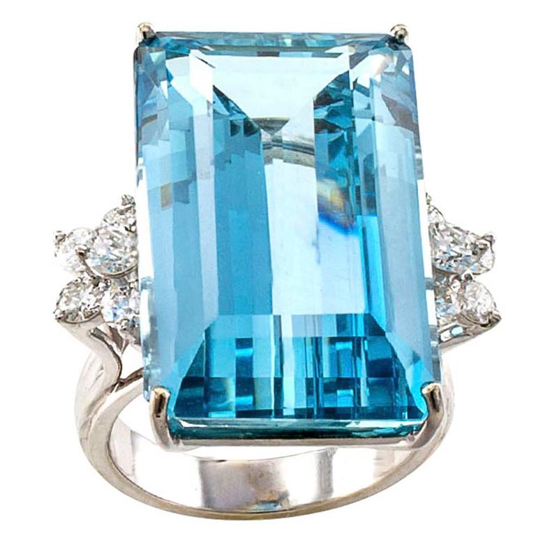 Midcentury Aquamarine Diamond Gold Ring For Sale at 1stDibs