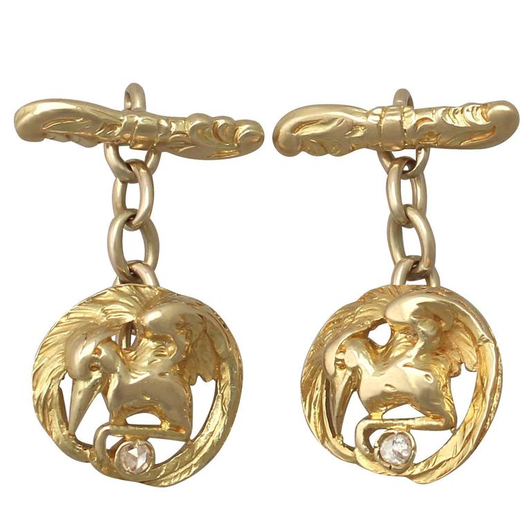 1900s Antique Pair of 18k Yellow Gold 'Bird' Cufflinks For Sale at 1stdibs