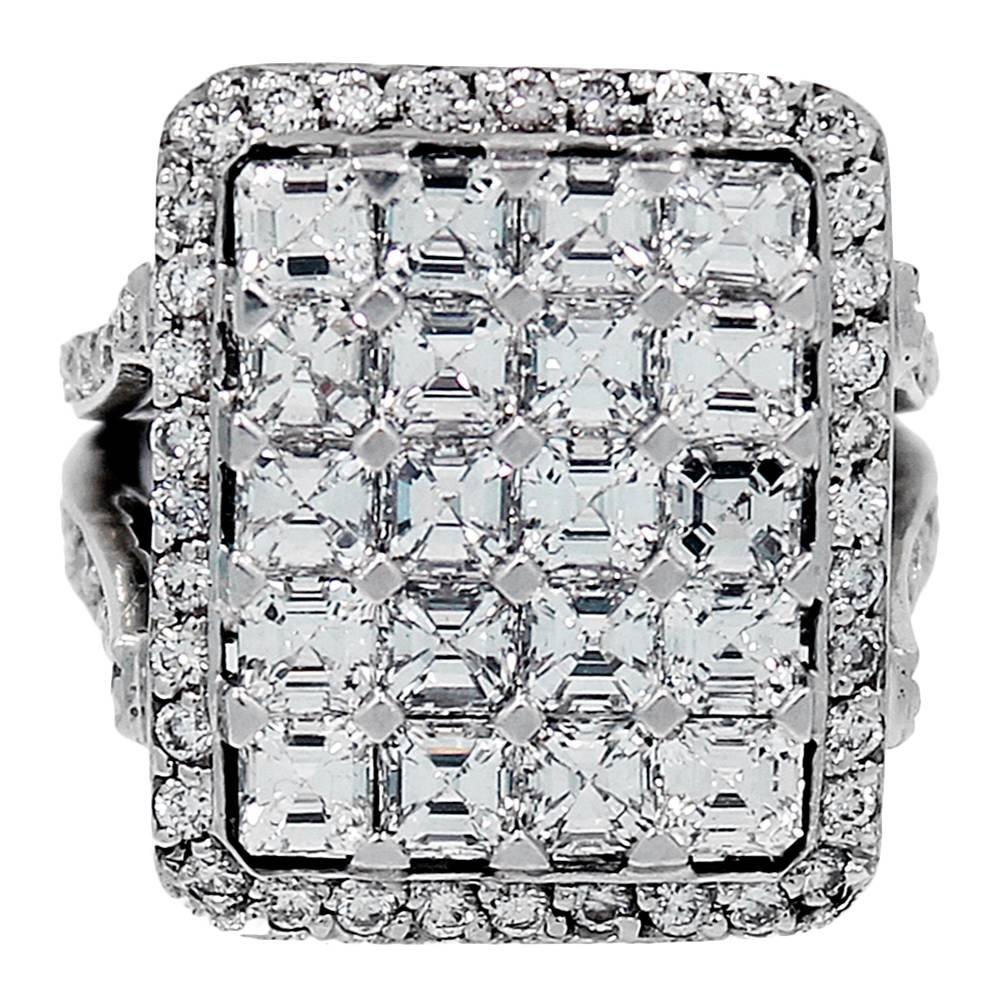 3.00 Carats Asscher Cut Diamonds Gold Ladies Ring  For Sale