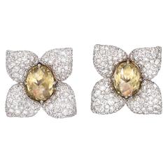 Impressive Color Diamond Earrings 11