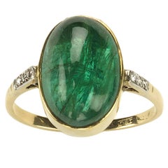 Art Deco Cabochon Cut Emerald Diamond 18 Carat Gold Ring, Circa 1920