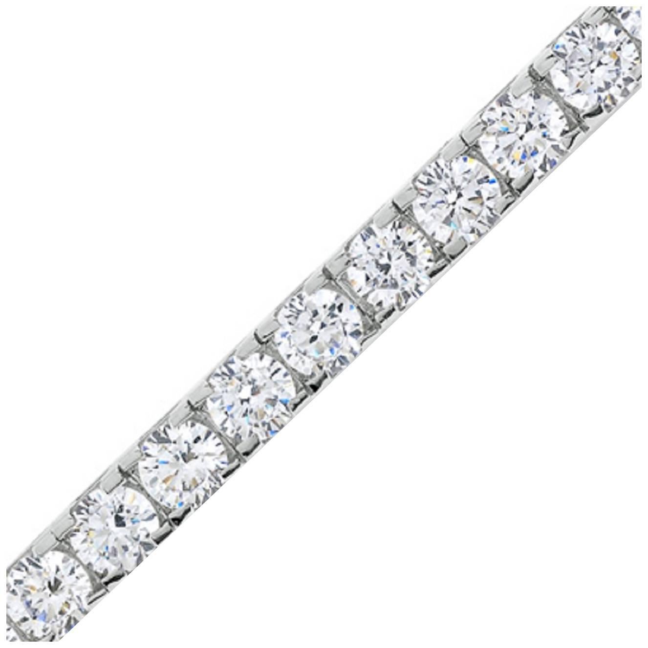 Diamond Tennis Bracelet
Total weight; 6.00 Cts.
Gold: 14K
Diamond Count: 51 
Average weight per Diamond: 0.12
Color : G-H
Clarity: SI
