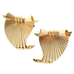 1940s Raymond Yard Retro Pair of Gold Brooches