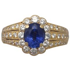 1980s 1.50 Carat Sapphire and 0.80 Carat Diamond, 18k Yellow Gold Dress Ring 9