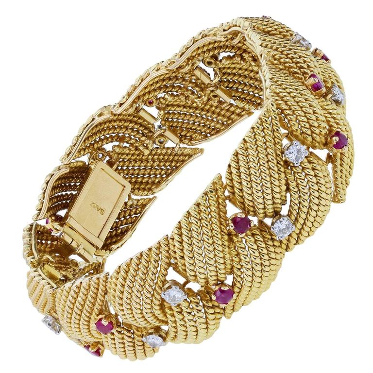 Sanz Ruby Diamond Gold Twist Rope Effect Bracelet For Sale at 1stdibs