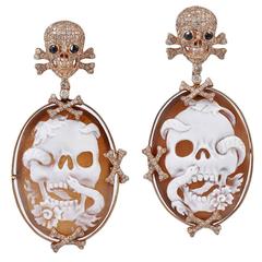  Skull Cameo Diamond Gold Earrings 