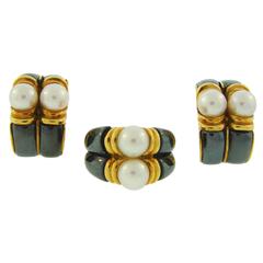 1980s Bulgari Pearl Hematite Yellow Gold Earrings and Ring Set 7