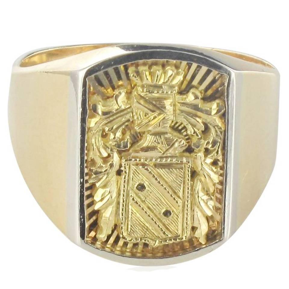 French Heraldic Engraved Gold Signet Ring